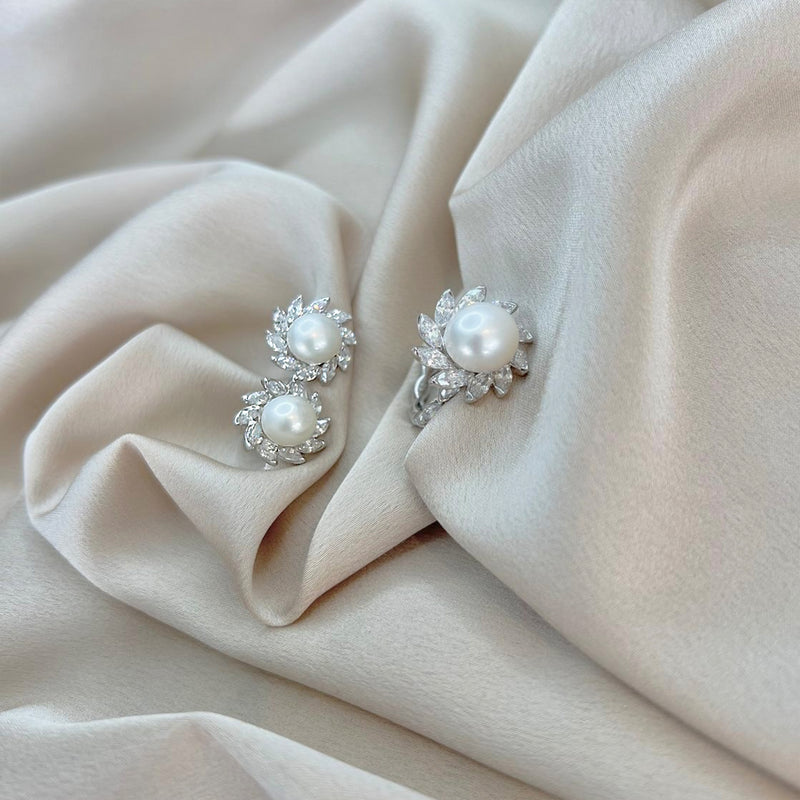 PEARL & DIAMOND MARQUISE Ring