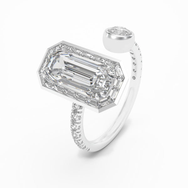 WHITE SAPPHIRE CLAW SET & DIAMOND BAGUETTE Ring